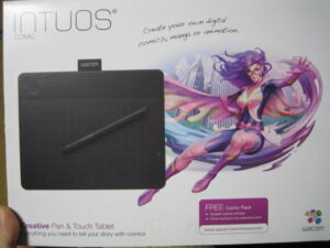 dorublog | パソコンでお絵描きいたずら書きペンタブ購入してみました。ワコム Intuos Comicペンタブレットペン&タッチ マンガ・イラスト制作用モデル Mサイズ ブラック CTH-690/K1 wacom