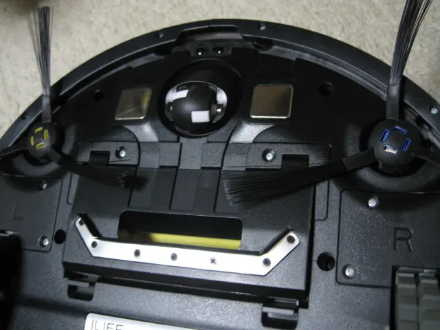 A+】ILIFE アイライフ A9 ロボット掃除機 エレクトロウォール Amazon